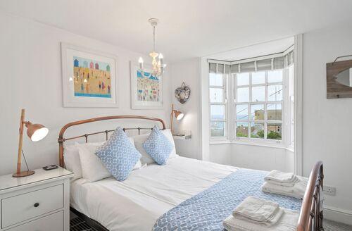 Last Minute Cottages - Good Day Sunshine, St Ives