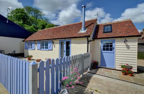 Last Minute Cottages - The Old Dairy