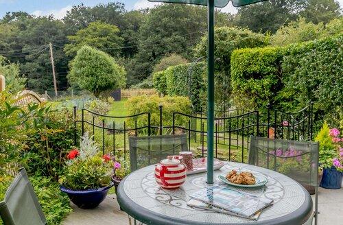 Last Minute Cottages - 2 Bed Cottage in Lydney