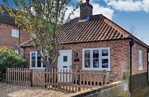 Last Minute Cottages - 1 Bed Cottage in Beccles