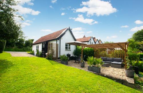 Last Minute Cottages - Perch Place