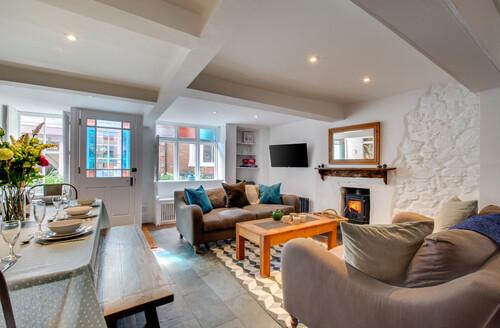 Last Minute Cottages - Trevoda House,