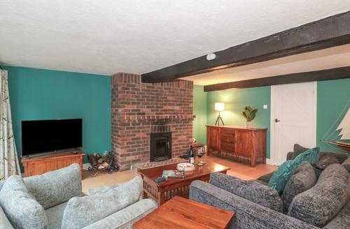 Last Minute Cottages - The Grain Store